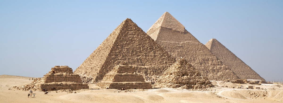 Geodetic properties of the Great Pyramid